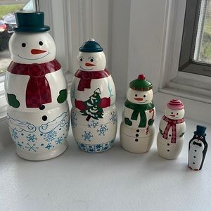 NIB Avon Wooden Nesting Snow Family